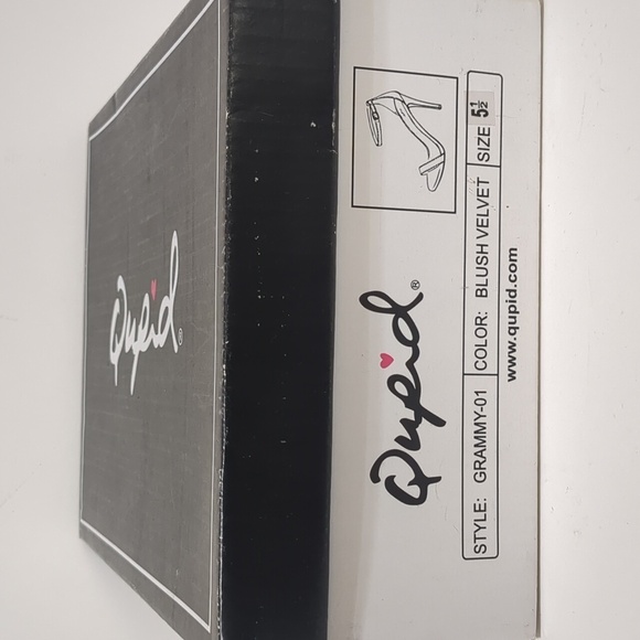 Qupid blush velvet heels sandals size 5.5 - Picture 7 of 9